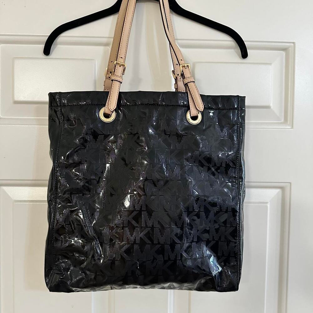 Michael kors shiny black patent